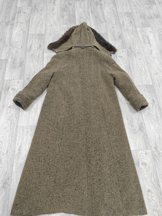 Продам пальто б/у