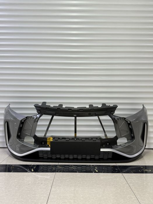 Жетур х50 передный бампер белый оригинал