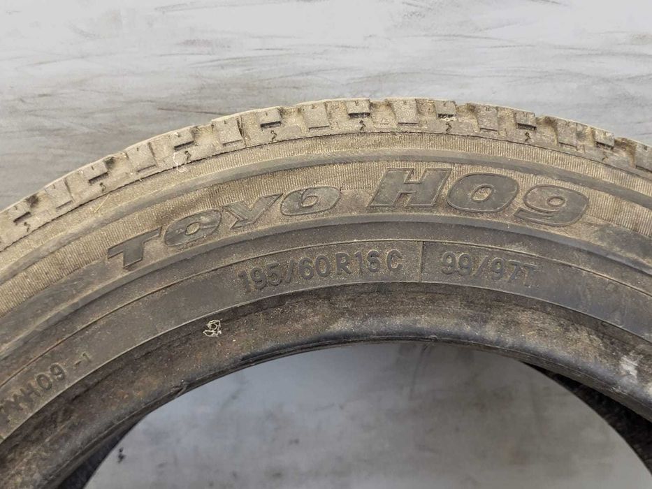 Anvelopa 195/60 R16C, Iarna, Toyo, DOT 2012