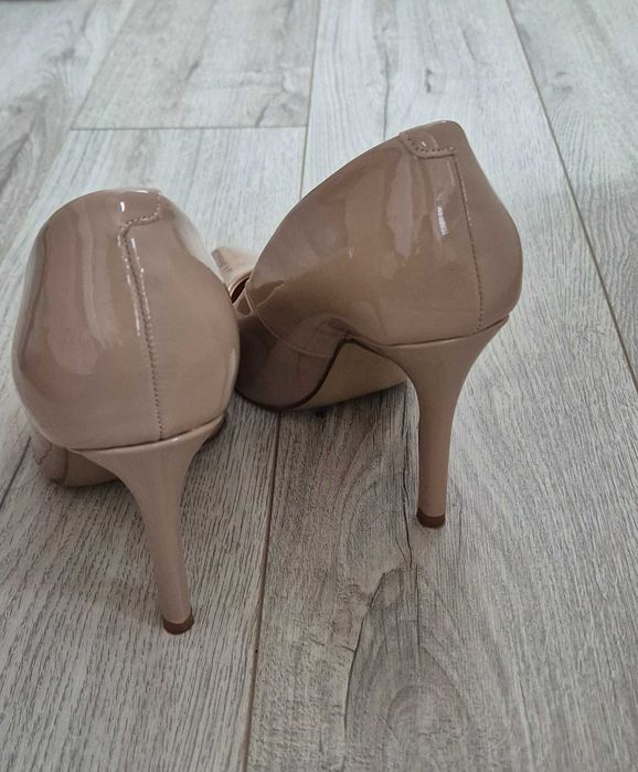 Pantofi stileto nr 37