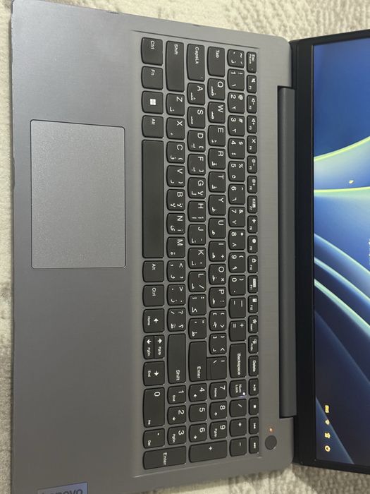 Lenovo idepad core i5 12gen 512/8