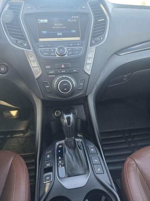 Hyundai Grand Santa fe 2015