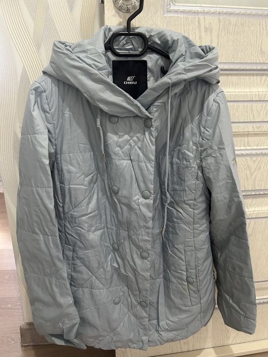 Куртки весенние и безрукавка