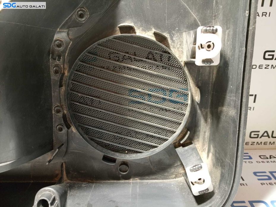 Panou Tapiterie Fata Interioara de Usa Portiera Dreapta Fata Pasager Volkswagen Tiguan 5N 2007 - 2015 Cod 5N0867012B 5N0867180D 5N0837198 [M4180] [Depozit]