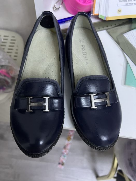 Туфли  школьные новые для девочки