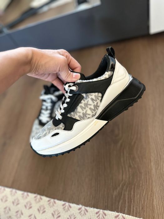 Обувки Michael Kors