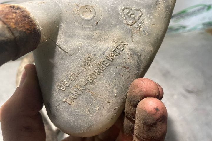 Senzor nivel apa antigel lichid racire vas expansiune 96 314 169 Daew