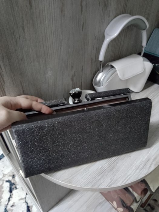Продаются сумки клатч