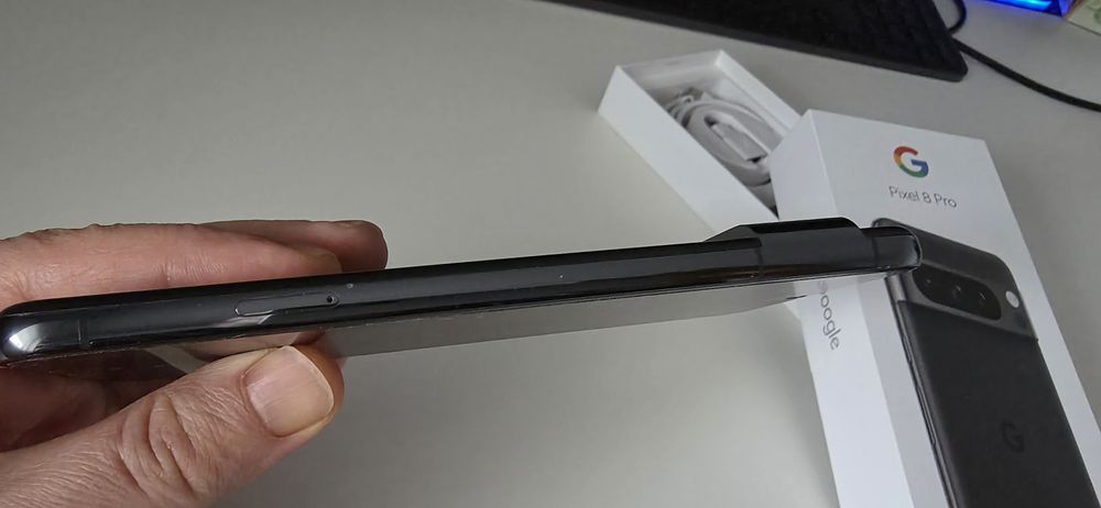 Telefon mobil Google Pixel 8Pro, 128GB, 12GB RAM, 5G, Obsidian