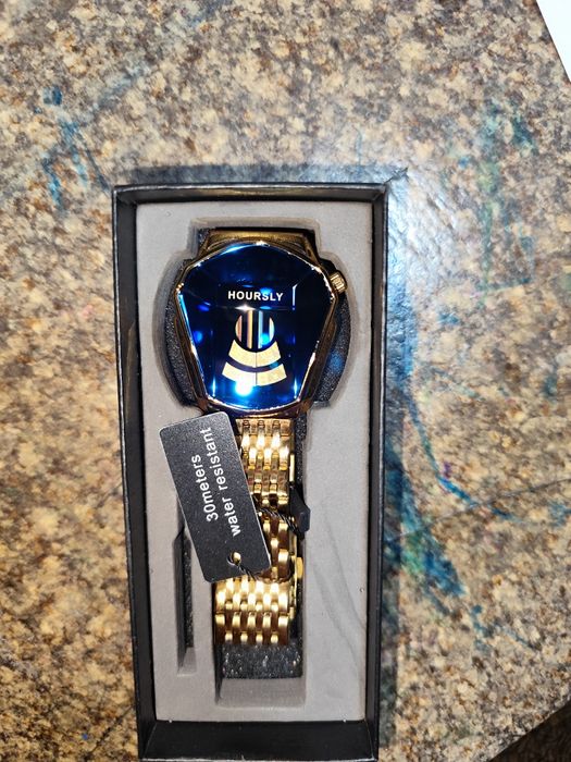 Часы мужские водонепроницаемые