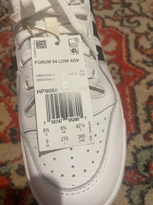 Adidas original новые