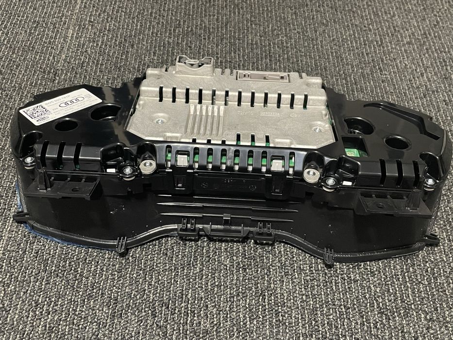 Vand ceas  audi A4-A5 8w