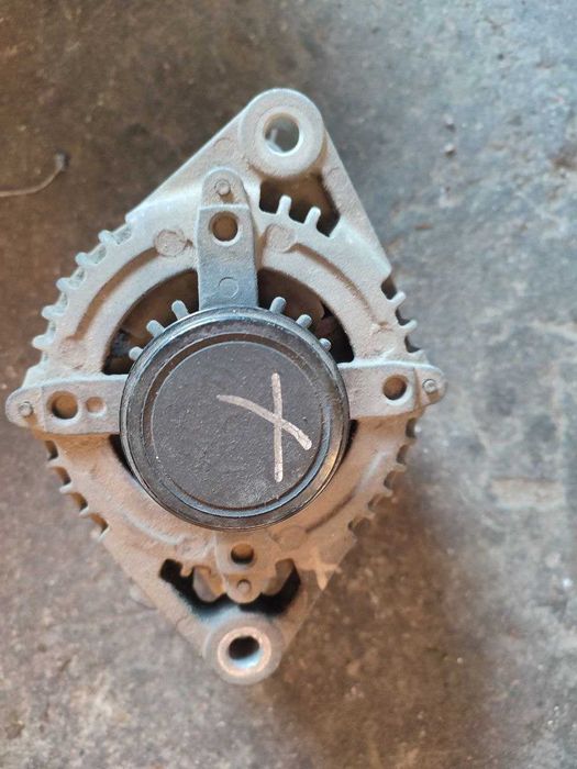 Генератор для 2GRFE 3.5 Toyota Highlander 40