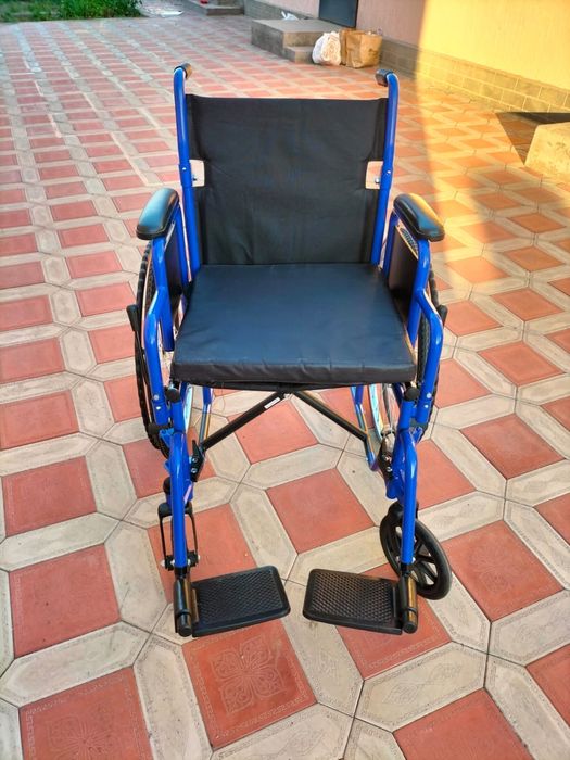 Инвалидная коляска