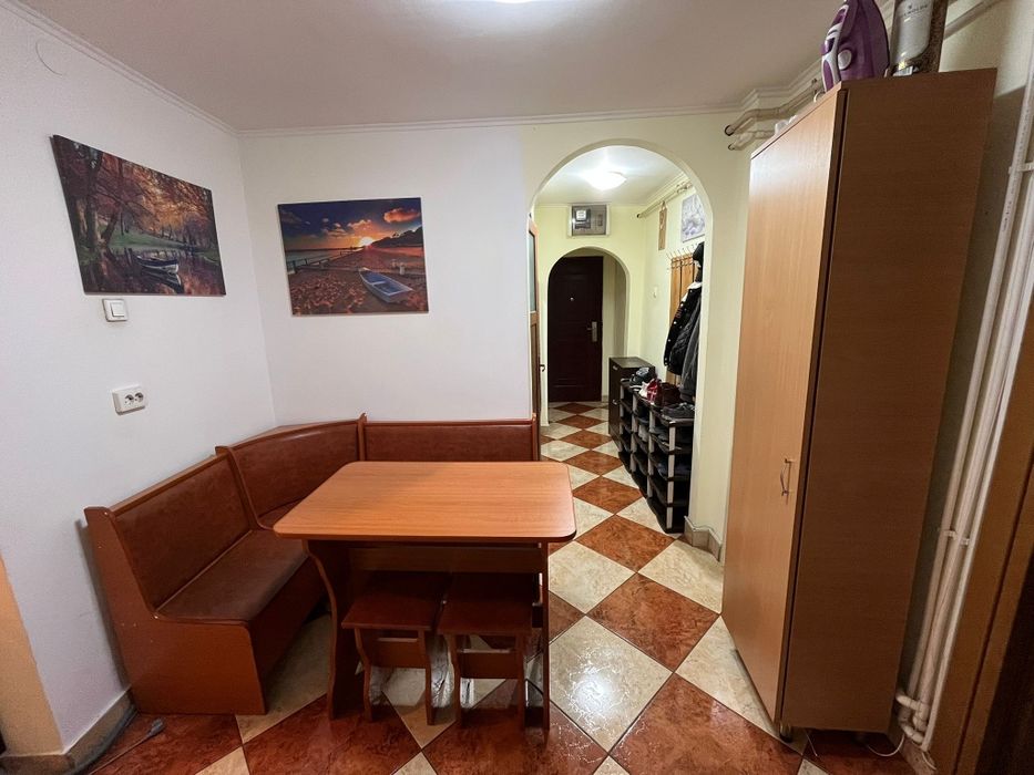 Proprietar inchiriez apartament 2 camere la 5 min de metrou Lujerului