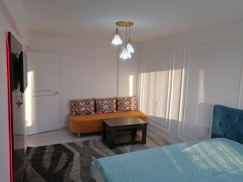 Идеально чистая. Фото реальные.