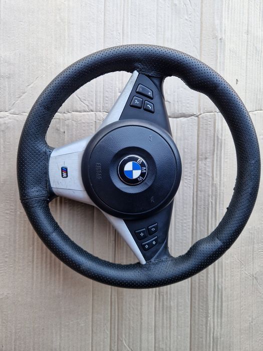 Volan m cu airbag si comenzi bmw e60 e60 model cu cheie diamant