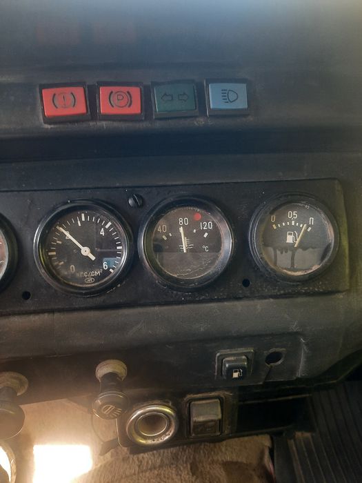 Автомобиль Уаз 3151