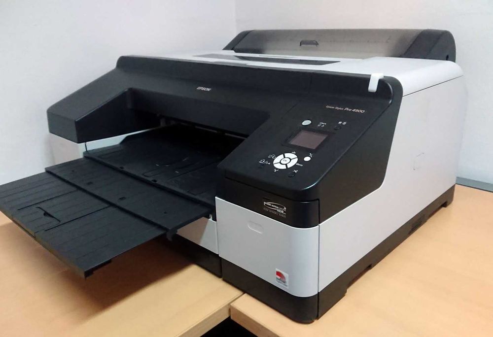 Фотопринтер - Epson Stylus Pro 4900 /широкоформатен/ в оригинална опаковка