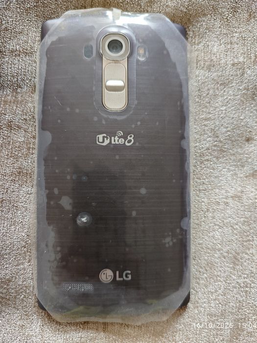 Продам смартфон LG G4