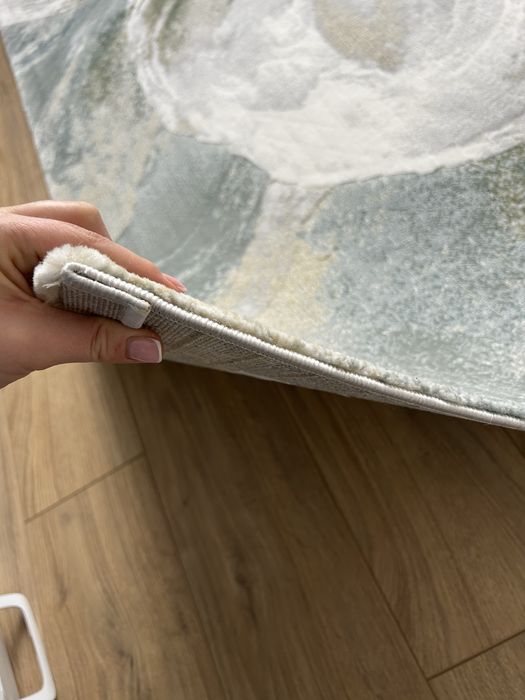 Стилен и уютен килим