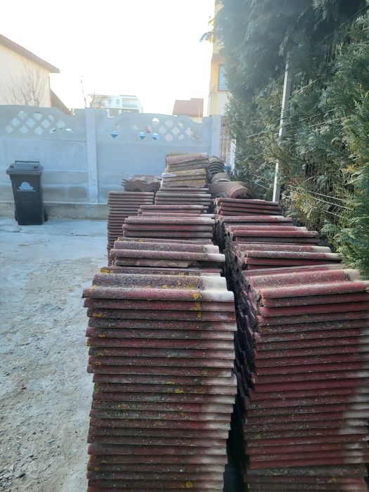 Țiglă acoperiș cu tot cu coame 140-150m2 de culoare roșie