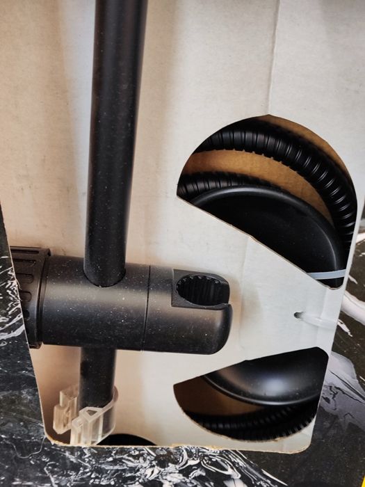 Нов душ на стойка за баня