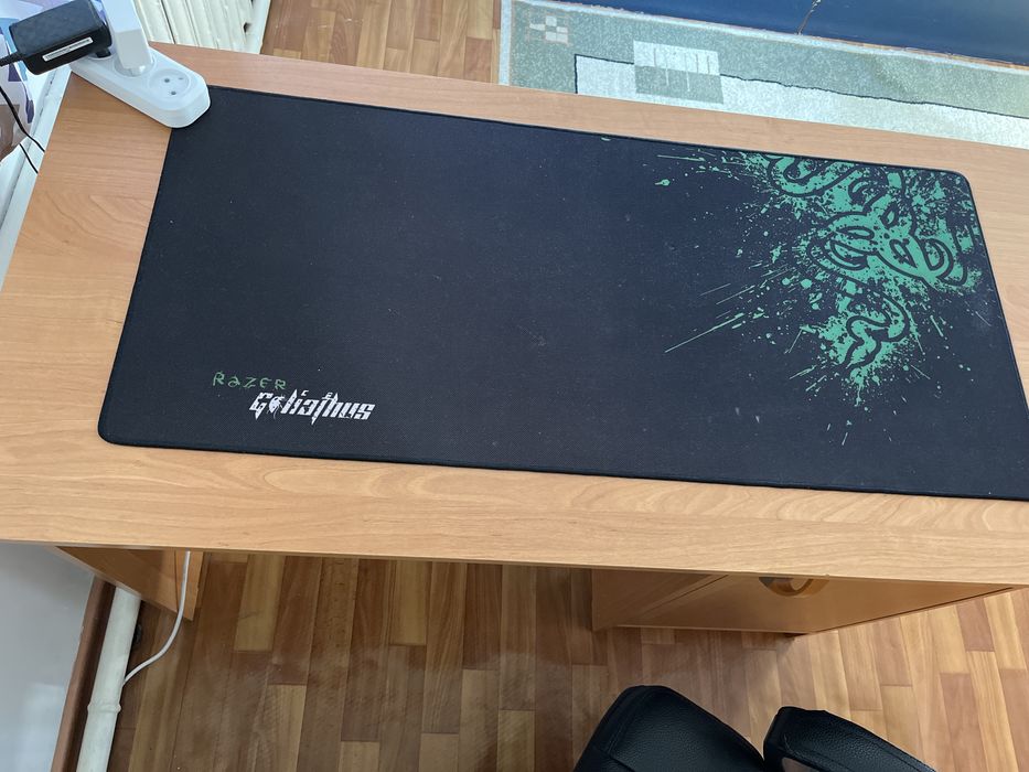 Продам стол в хорошем состоянии