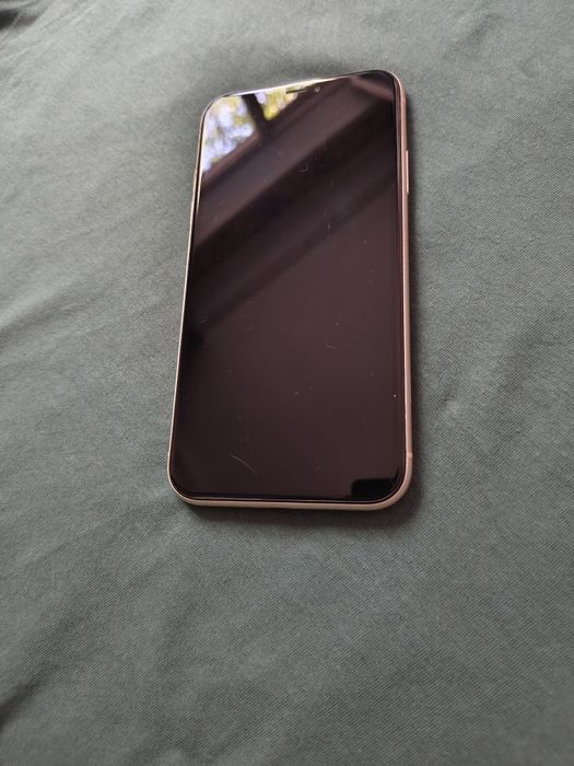 iPhone 11/128гб.