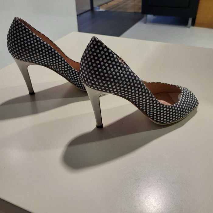 спортни обувки естествена кожа