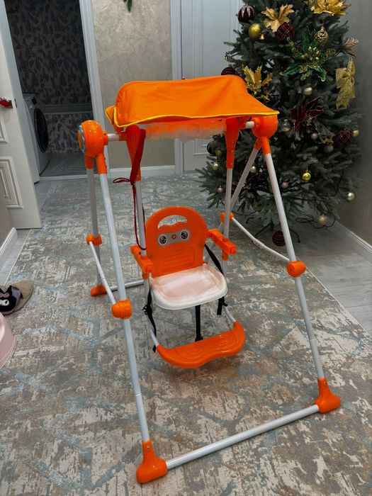 Продам детскую качелю