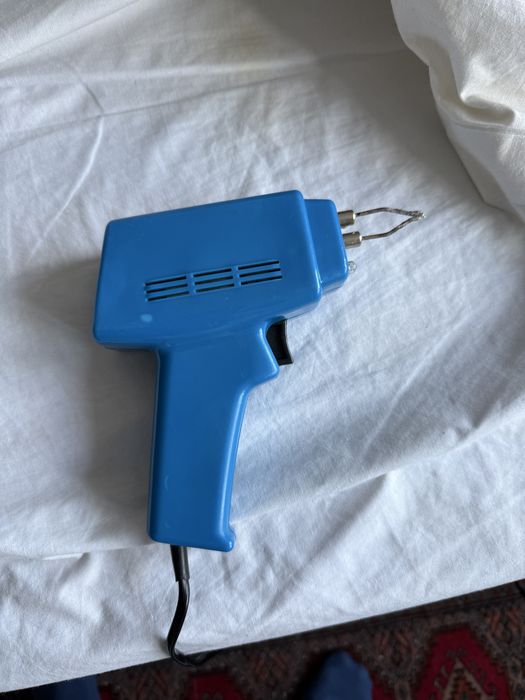 Pistol de lipit Germania