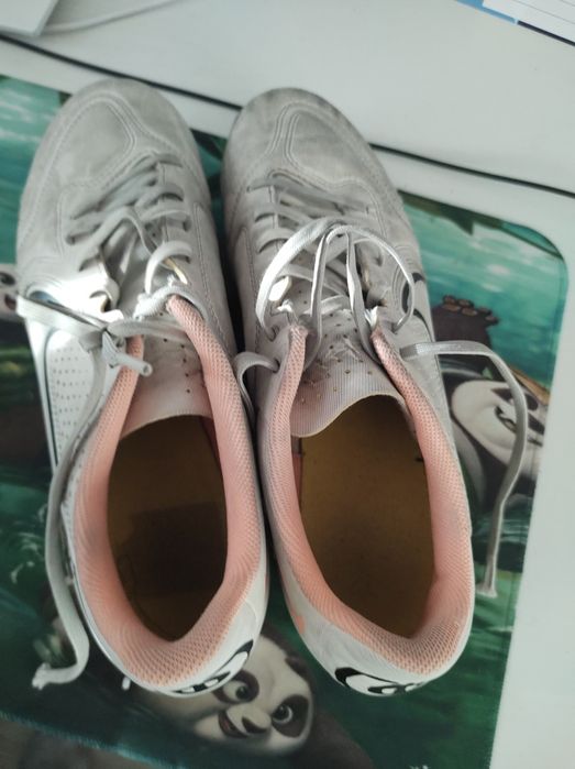 Бутонки Адидас сора