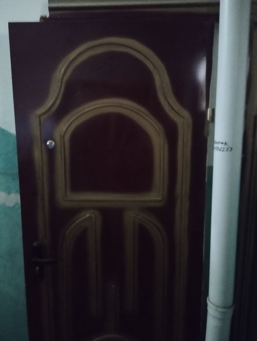 Железная дверь б/ у цена 28000