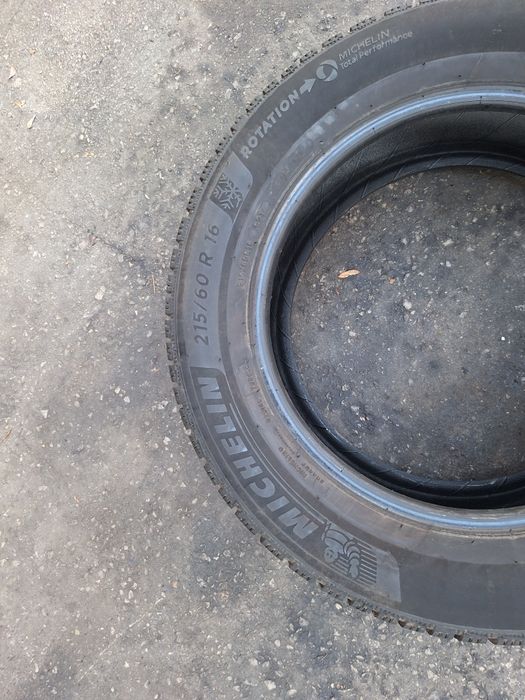 7+mm! 225 60 18 Michelin pilot alpin 5 suv