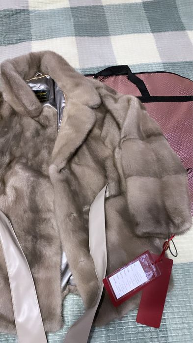 Норковая шуба в хорошем состоянии