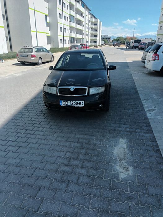 Vând skoda fabia