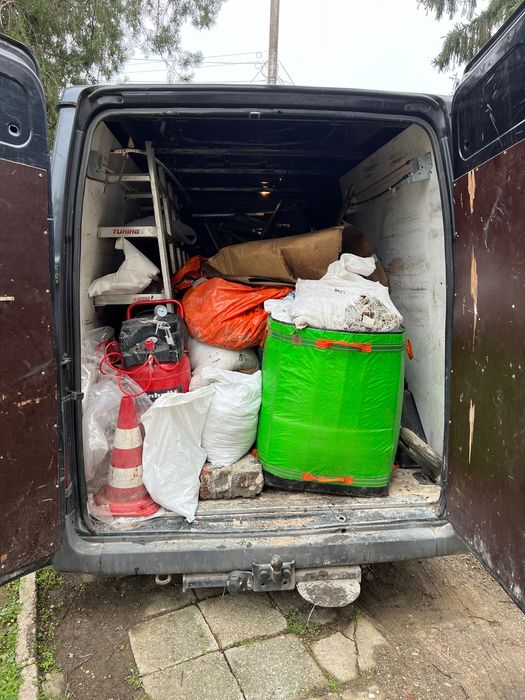 Транспортни и Хамалски  услуги с бус в град Русе