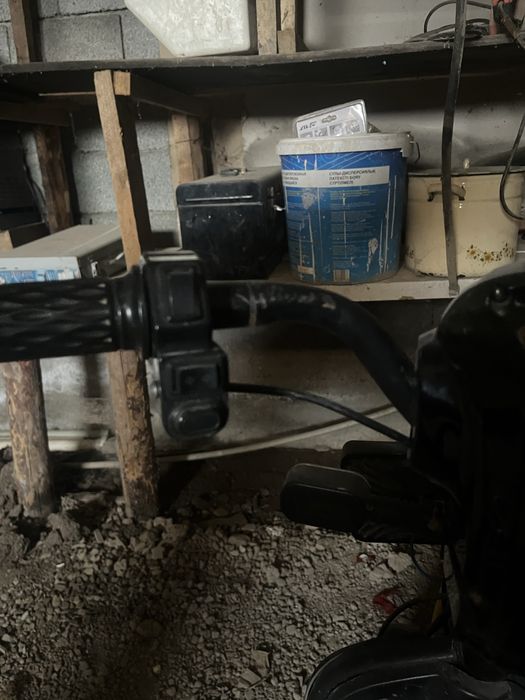 Электроный скутер