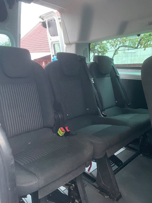 Ford Transit Custom  2,2  8+1.    .2015