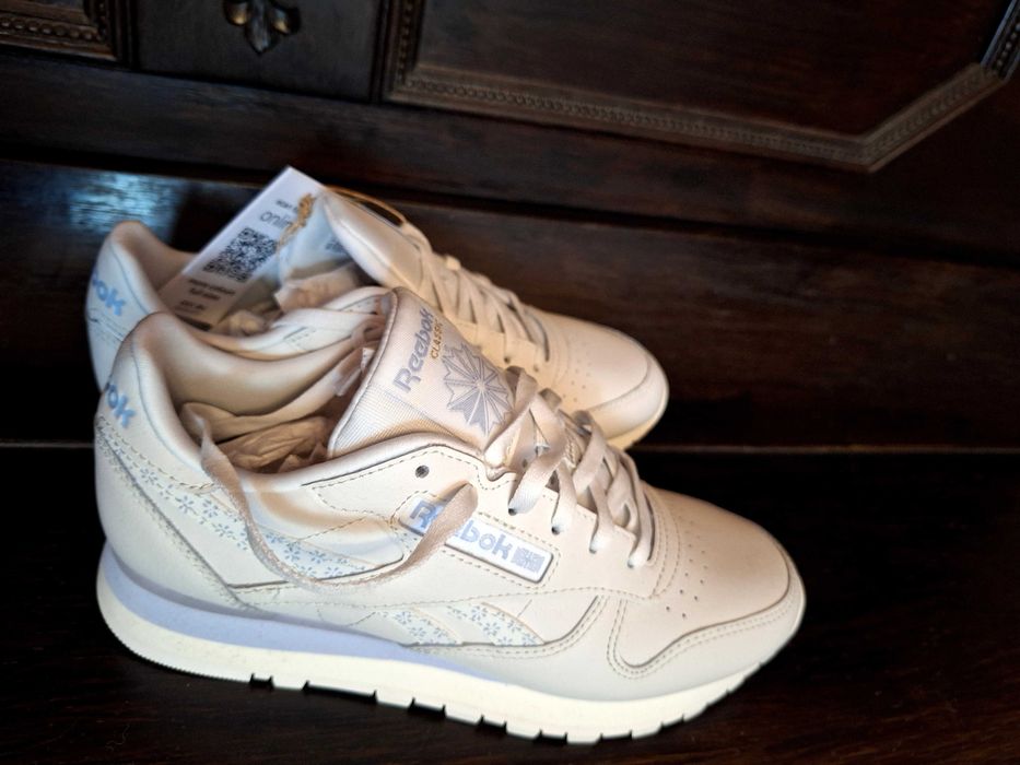 Продавам маратонки Reebok