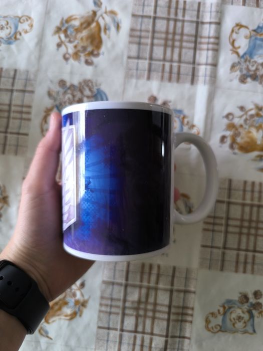 Attack on titan чаша