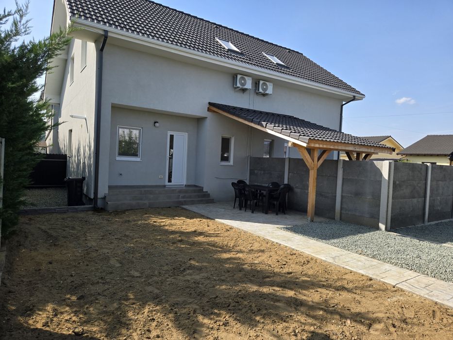 PROPRIETAR! Vand parte duplex complect mobilat