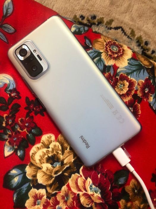 Редми ноут 10 про обмен либо продажа