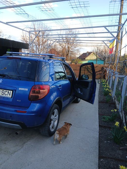 Vând Suzuki sx4 2011