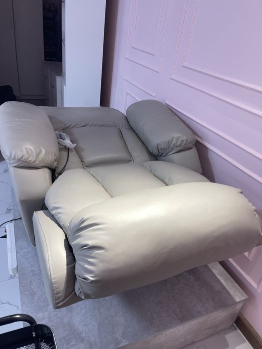 Продаётся Реклайнер в хорошем состоянии