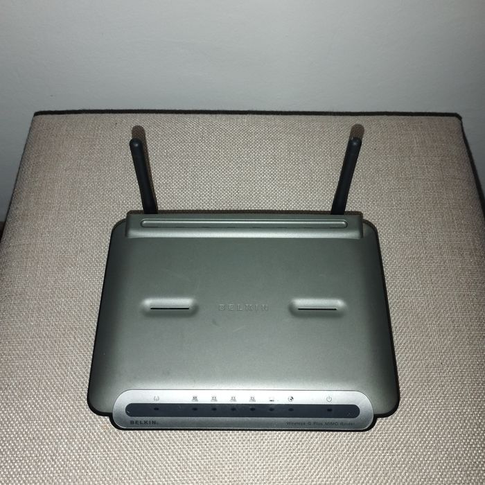 Belkin Wireless G Plus MIMO, model F5D9230-4.