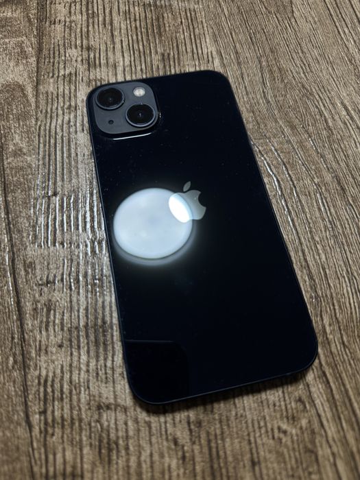 Продам айфон 13 темно-синяя