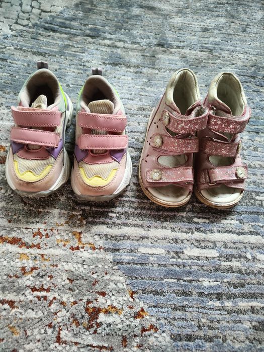 Кроссовки,сандали