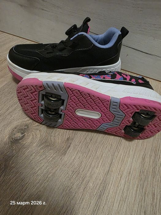 Обувки ролери 36 номер